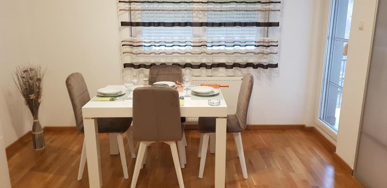 Paris Apartment -Free Private Parking Novi Sad Eksteriør billede